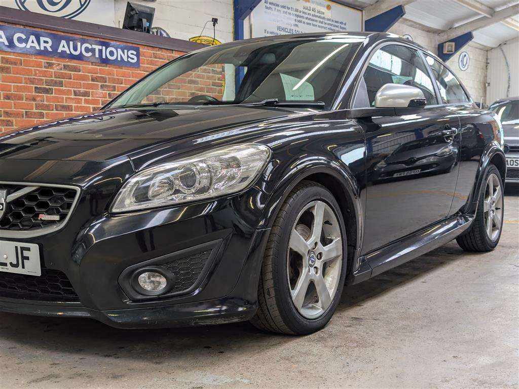 <p>2012 VOLVO C30 R-DESIGN D2</p>