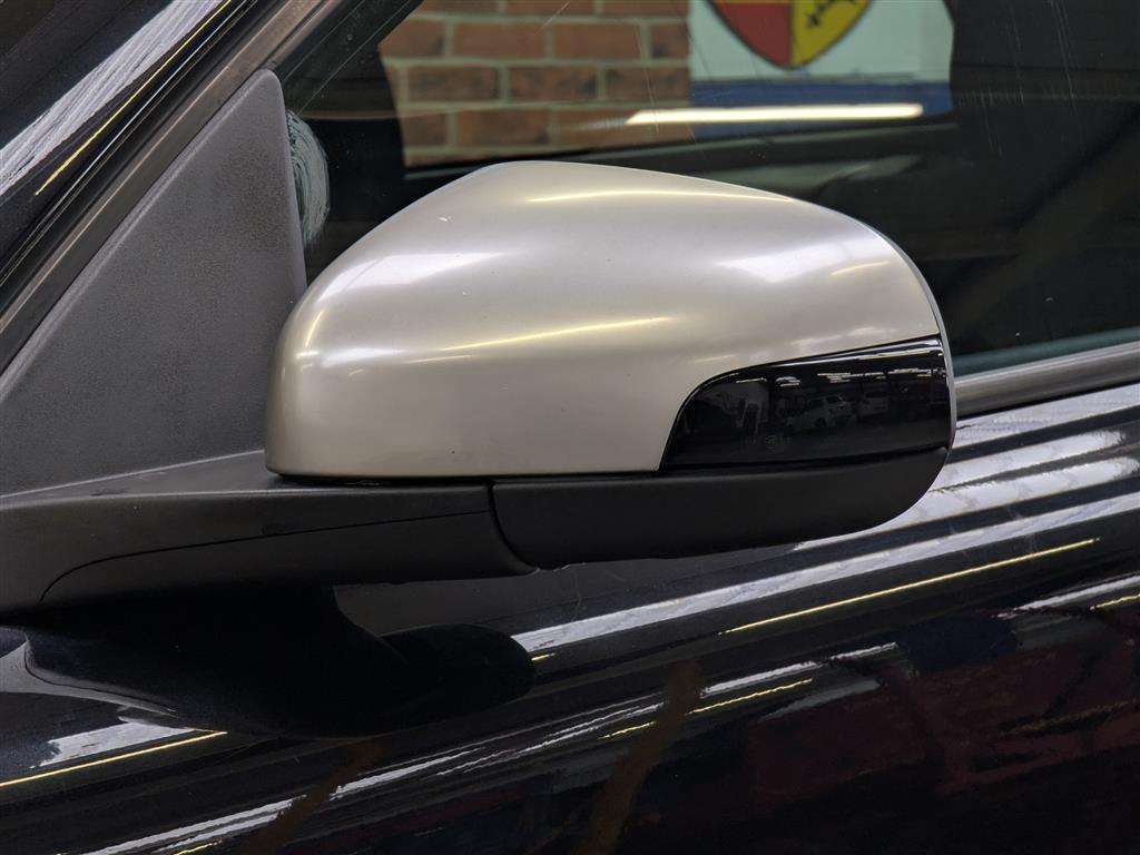 <p>2012 VOLVO C30 R-DESIGN D2</p>