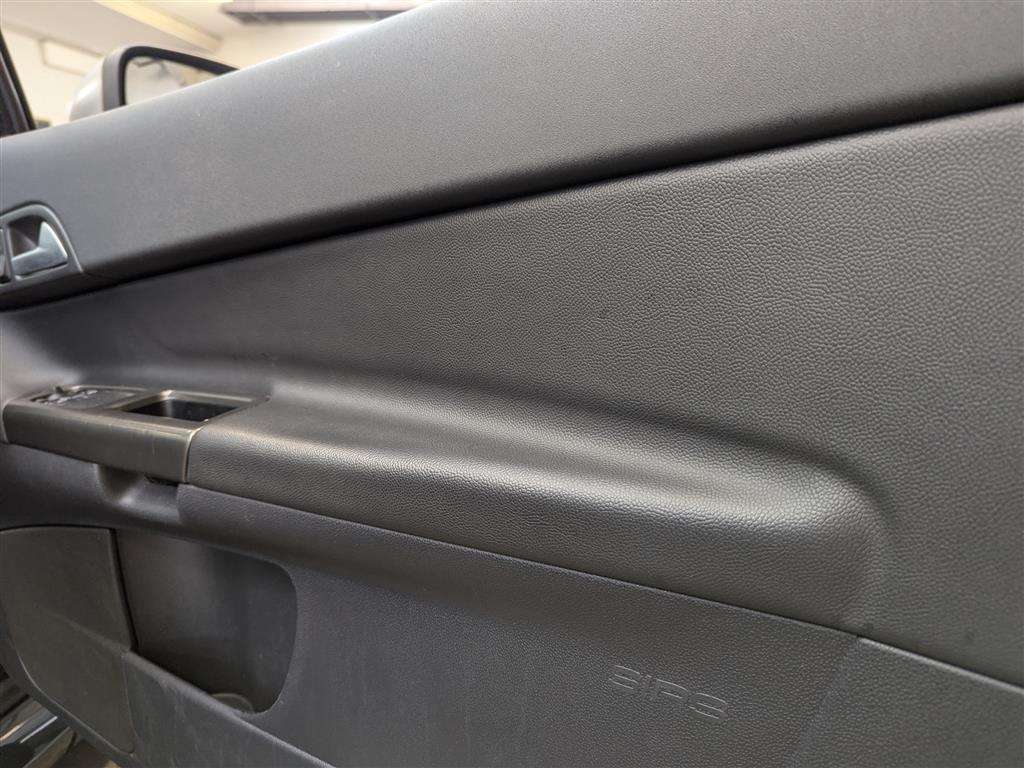 <p>2012 VOLVO C30 R-DESIGN D2</p>