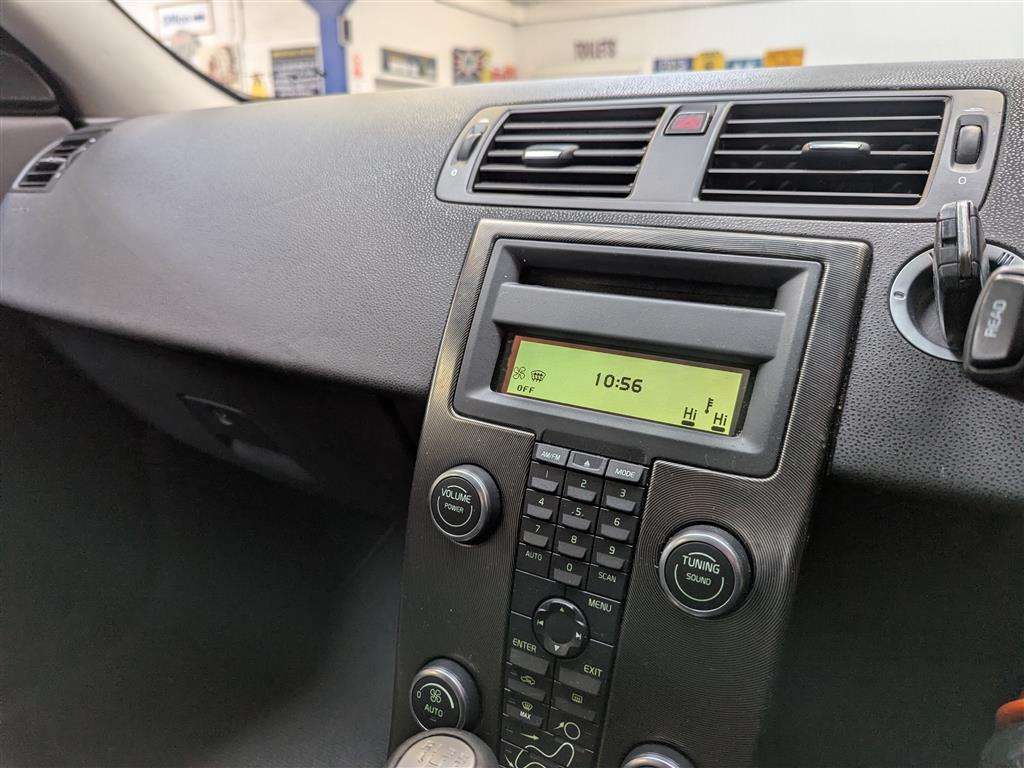 <p>2012 VOLVO C30 R-DESIGN D2</p>