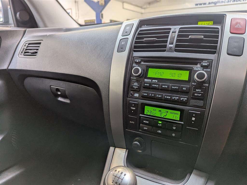 <p>2009 HYUNDAI TUCSON STYLE 2WD CRDI</p>