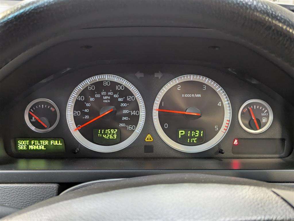 <p>2011 VOLVO XC90 EXECUTIVE AWD D5 AUT</p>