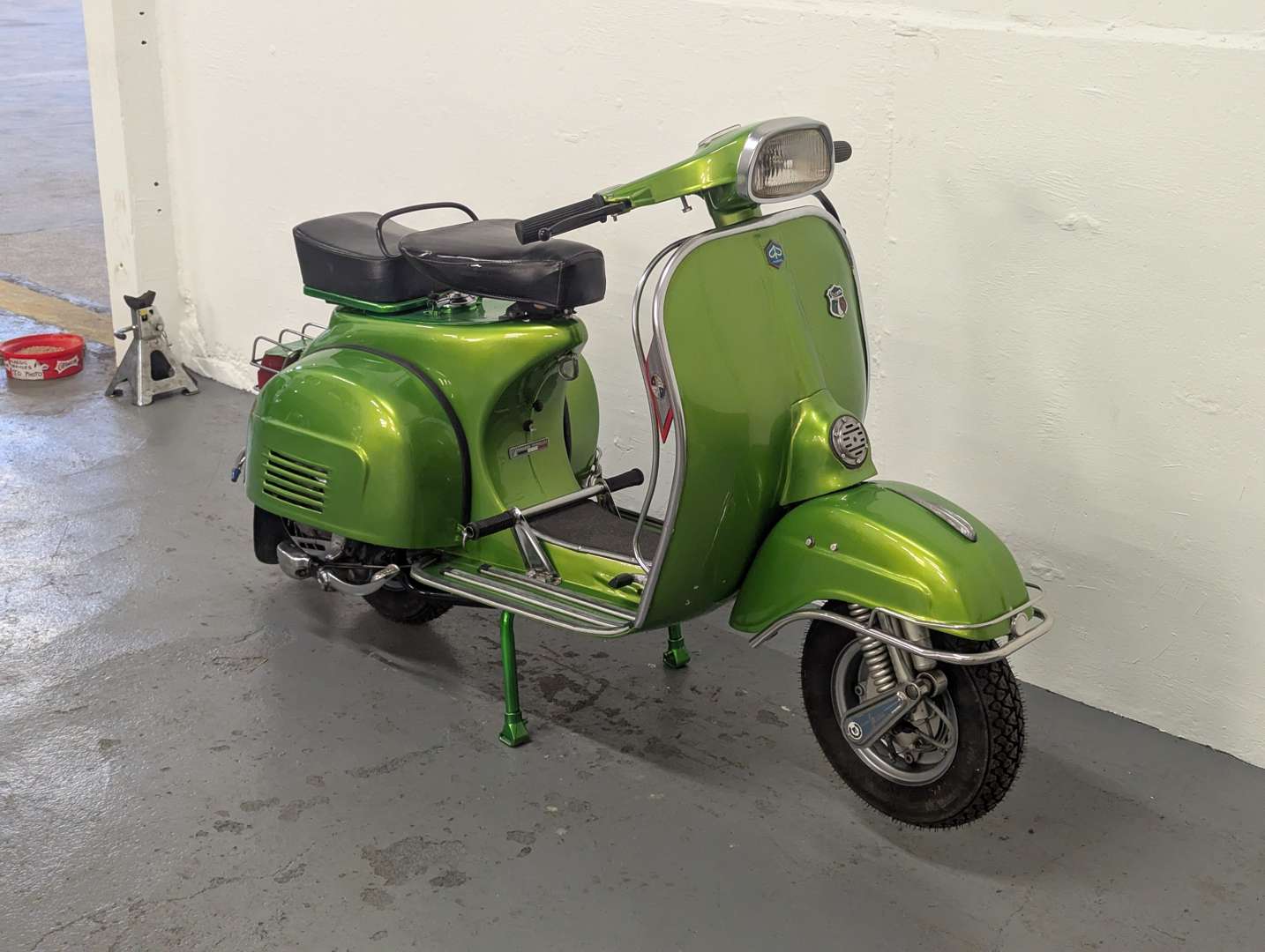 <p>1976 VESPA SUPER 150</p>