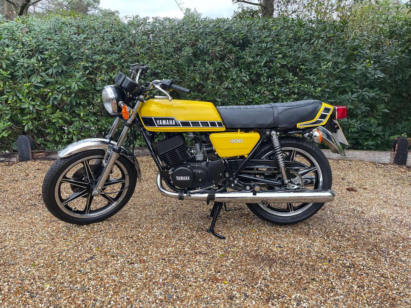 <p>1977 YAMAHA RD400</p>