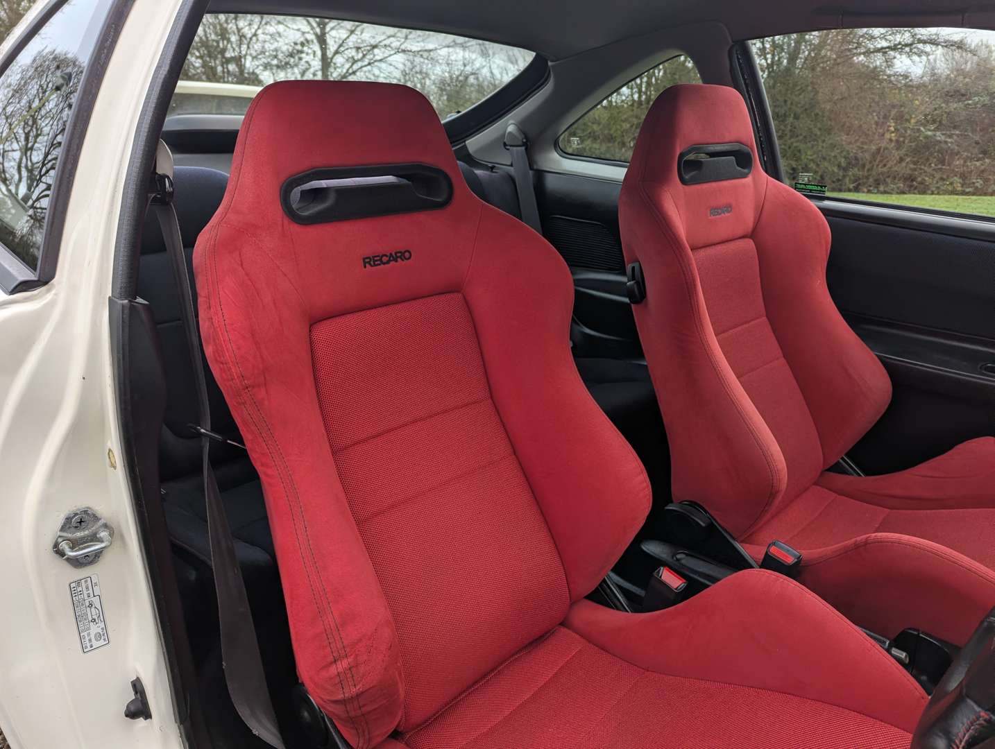 <p>1998 HONDA INTEGRA TYPE R DC2 - ONE REGISTERED OWNER FROM NEW</p>