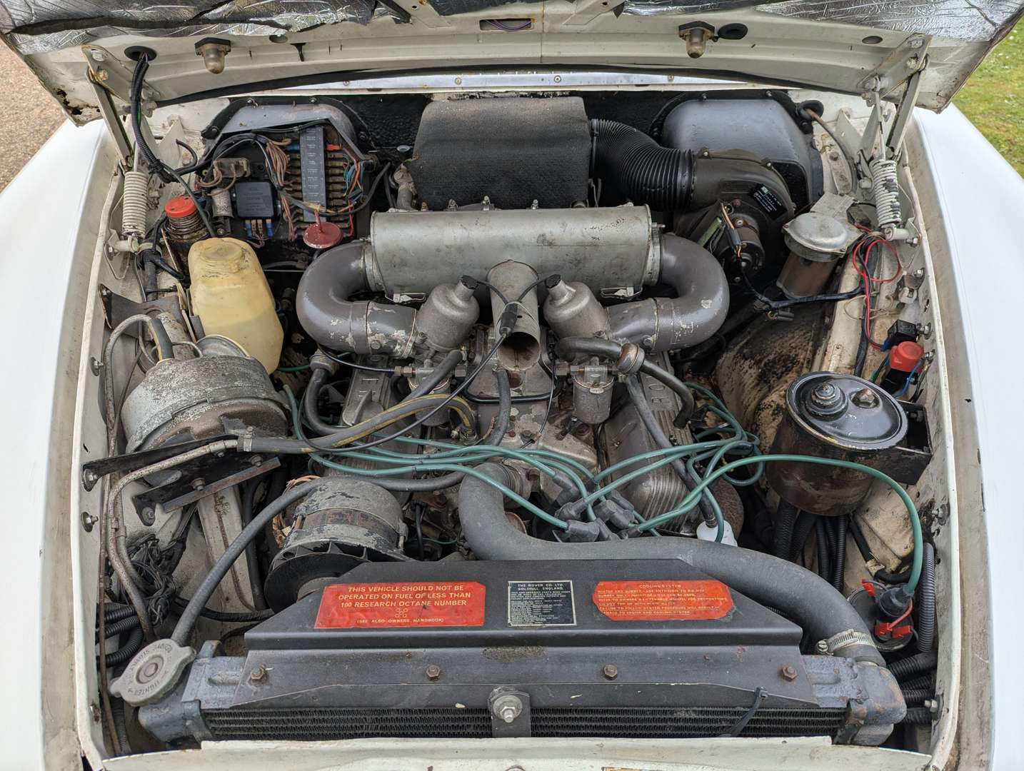 <p>1968 ROVER 3.5L COUPE</p>