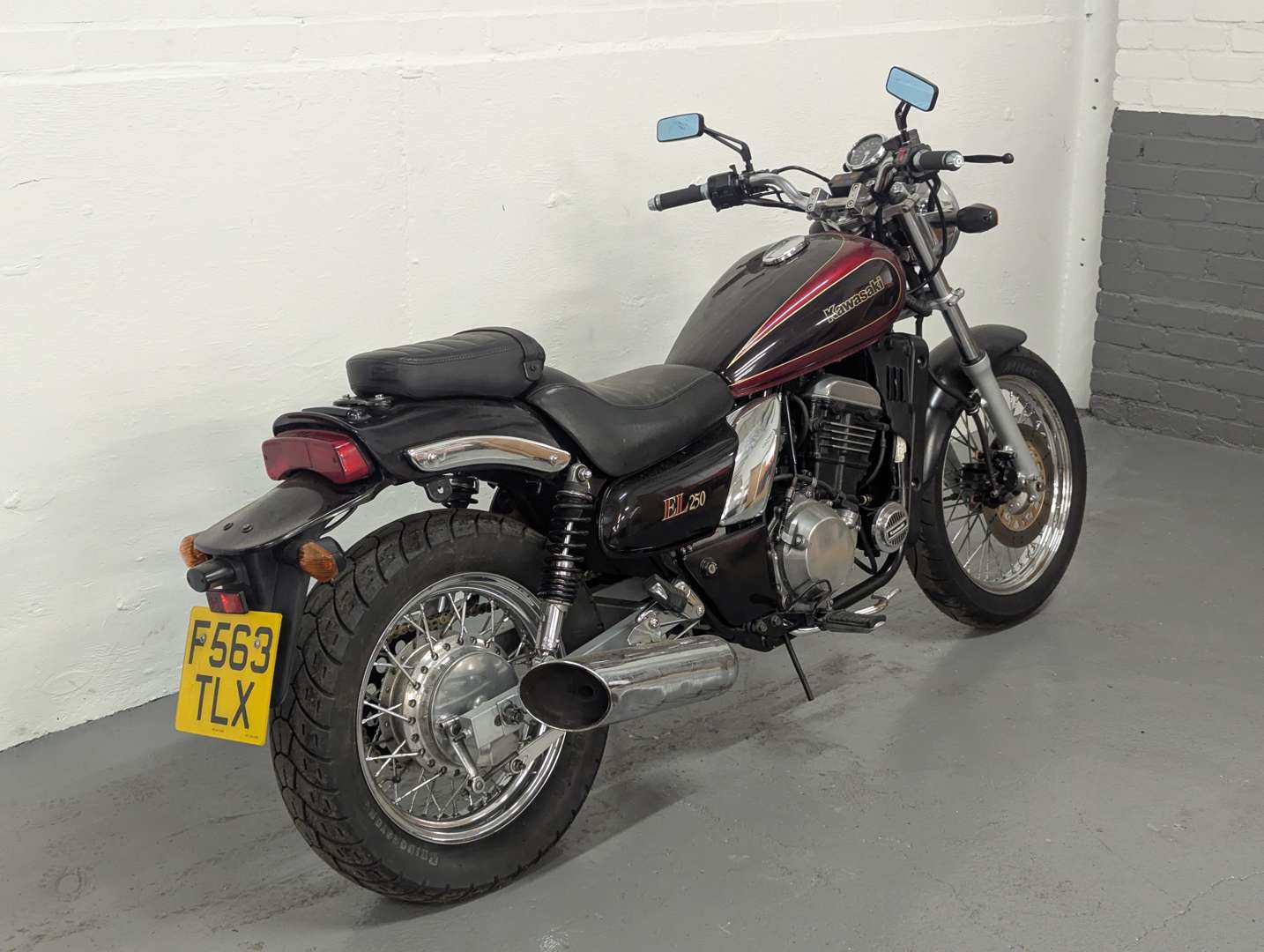 <p>1989 KAWASAKI EL250</p>