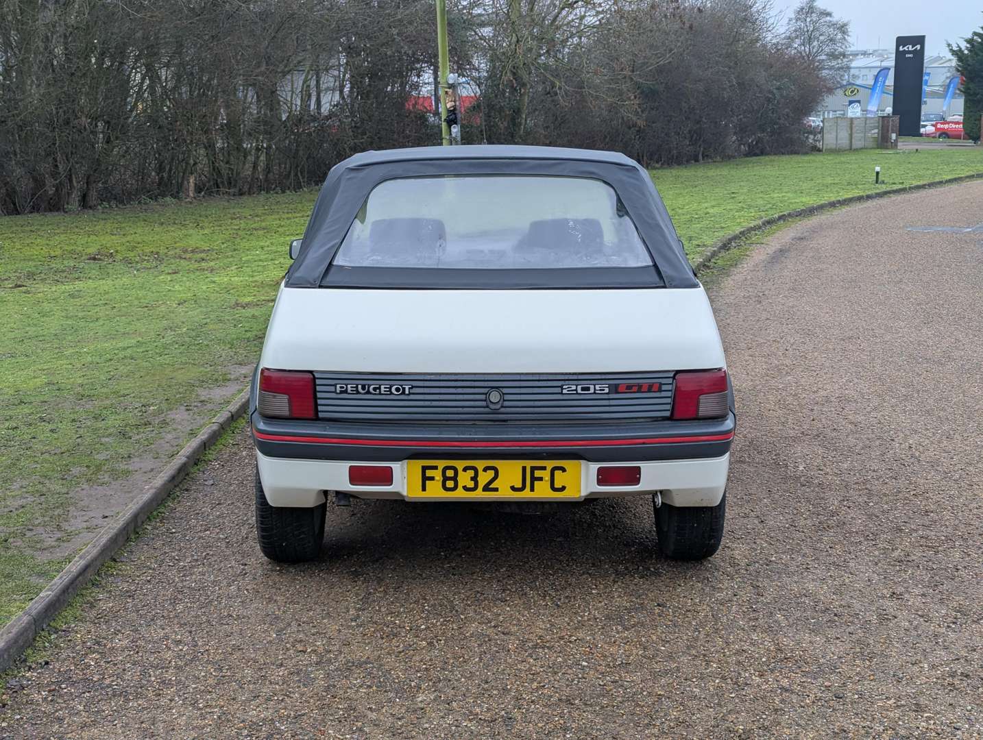 <p>1989 PEUGEOT 205 CABRIOLET JUNIOR</p>