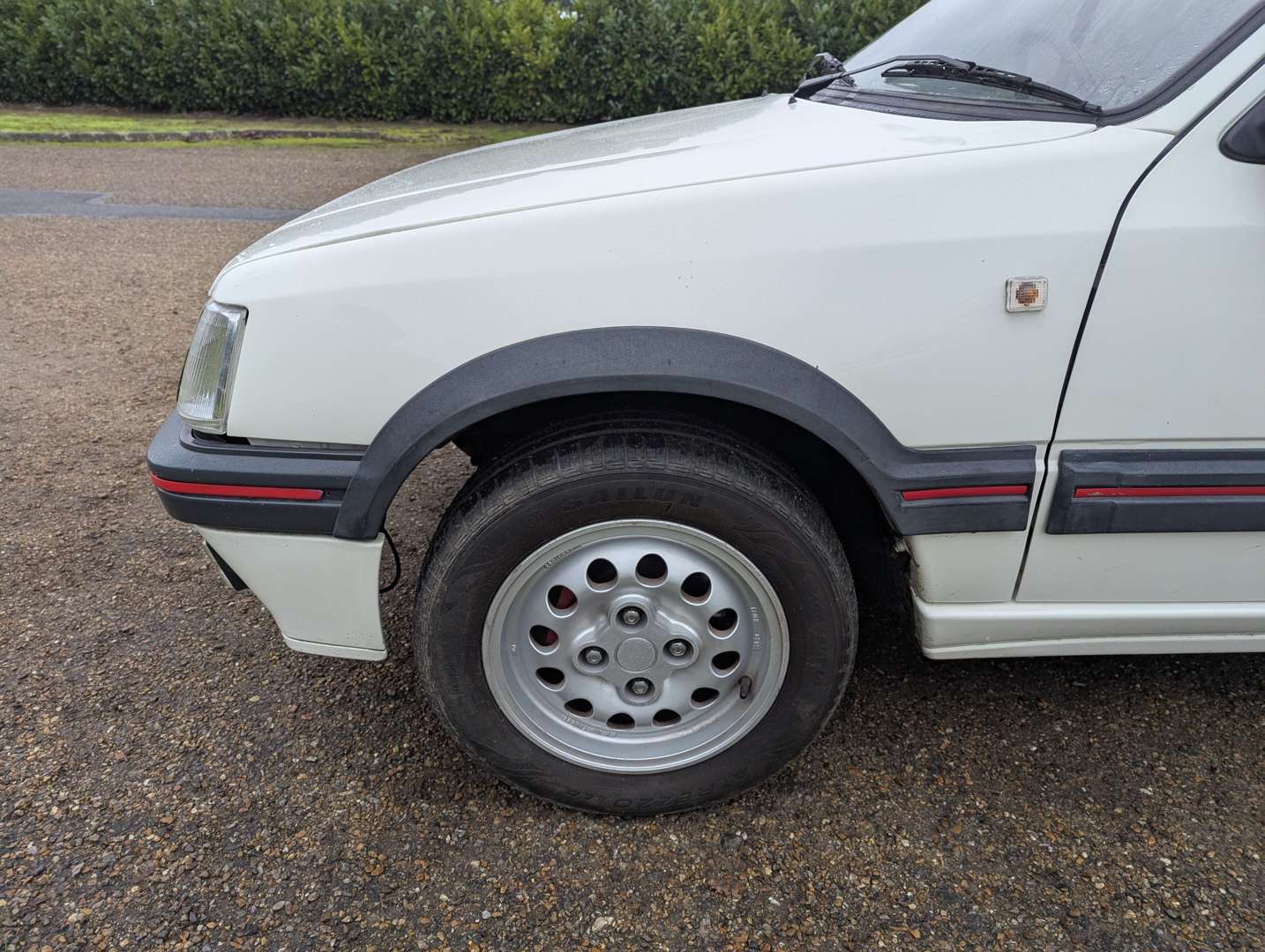 <p>1989 PEUGEOT 205 CABRIOLET JUNIOR</p>