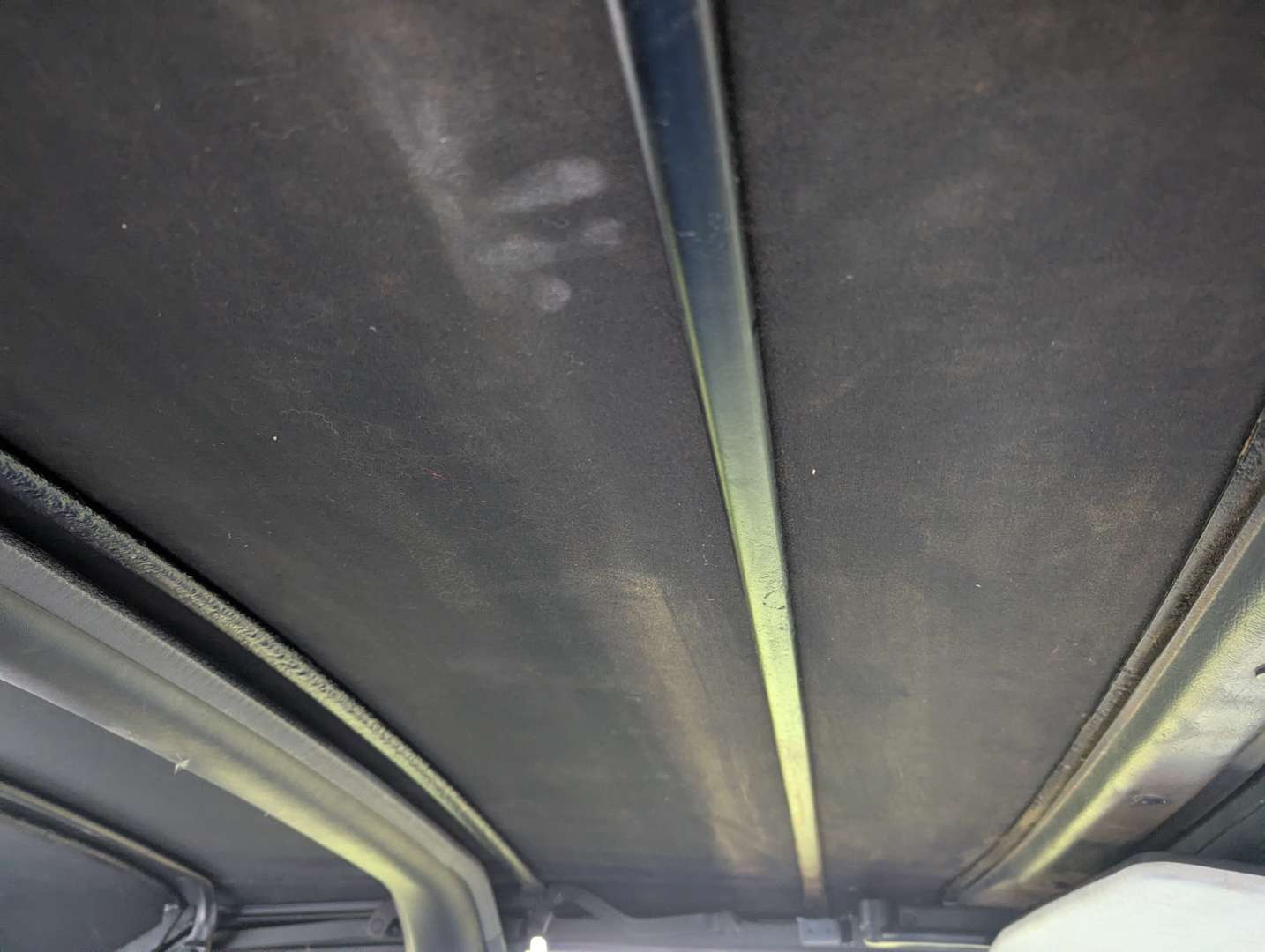 <p>1989 PEUGEOT 205 CABRIOLET JUNIOR</p>