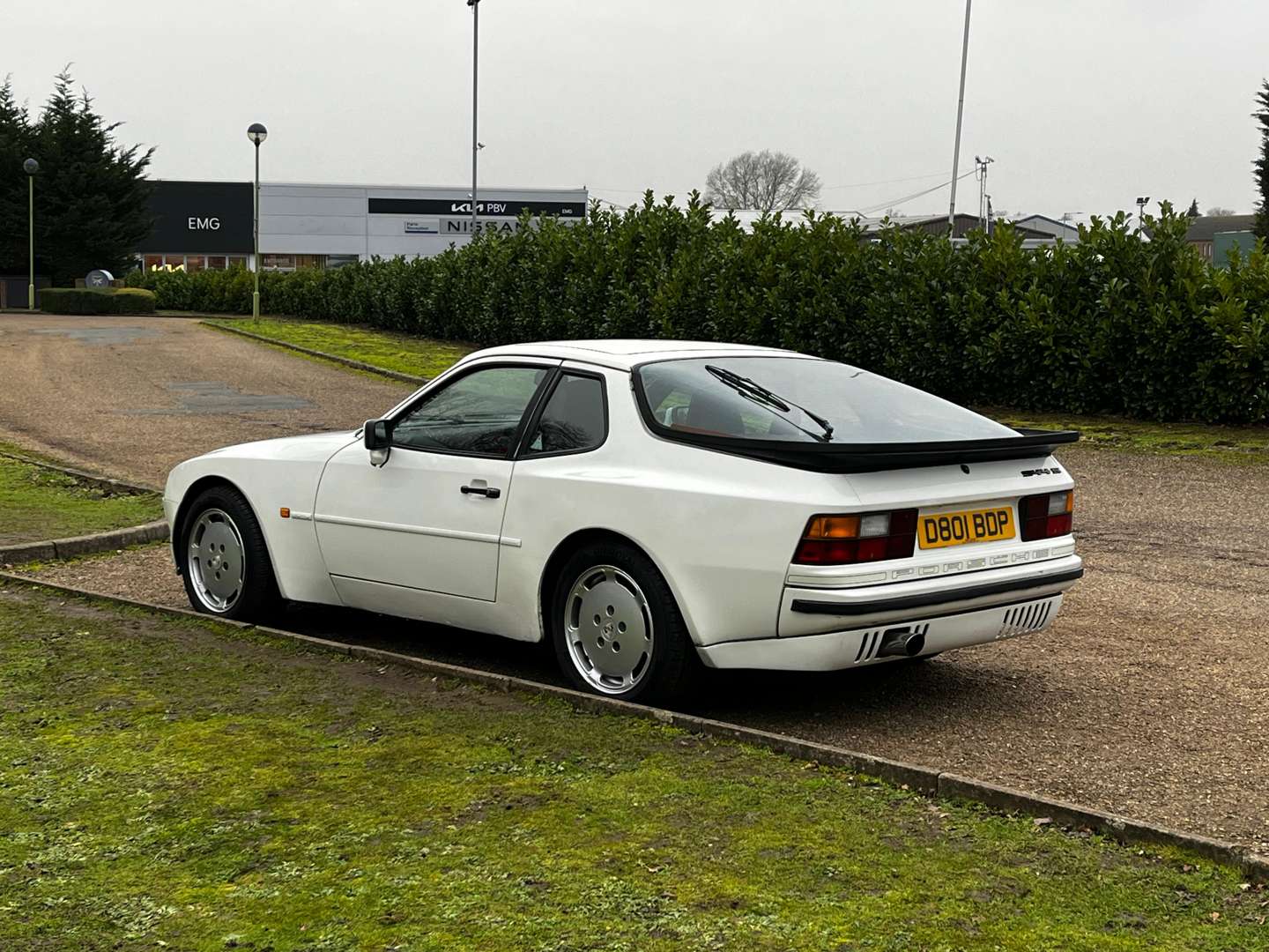 <p>1987 PORSCHE 944 S</p>