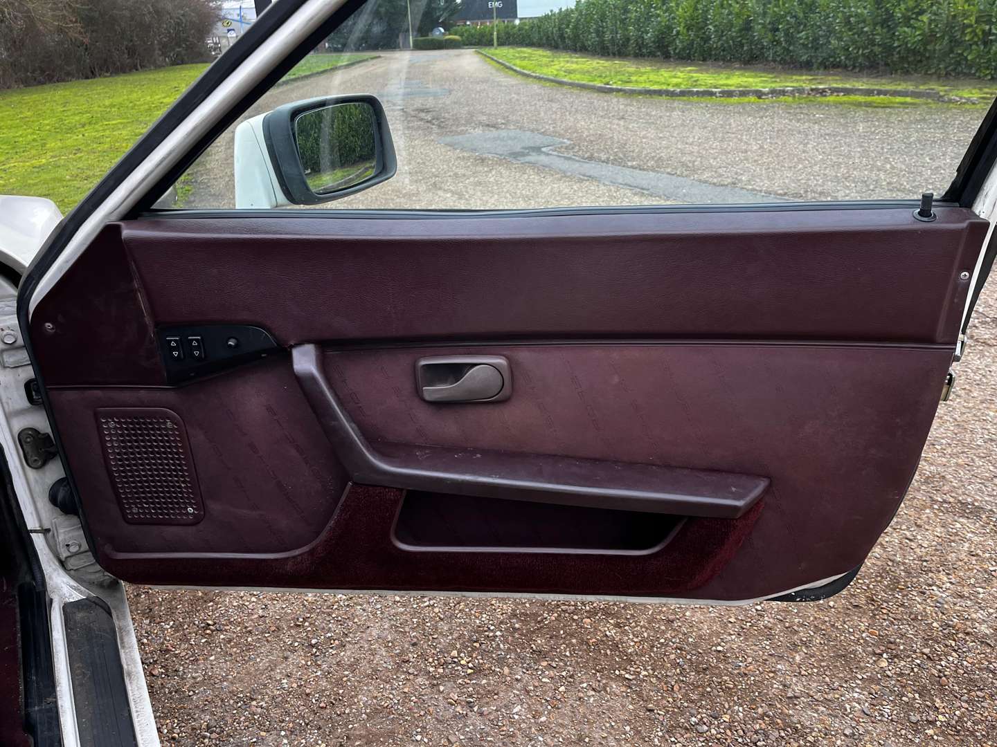 <p>1987 PORSCHE 944 S</p>