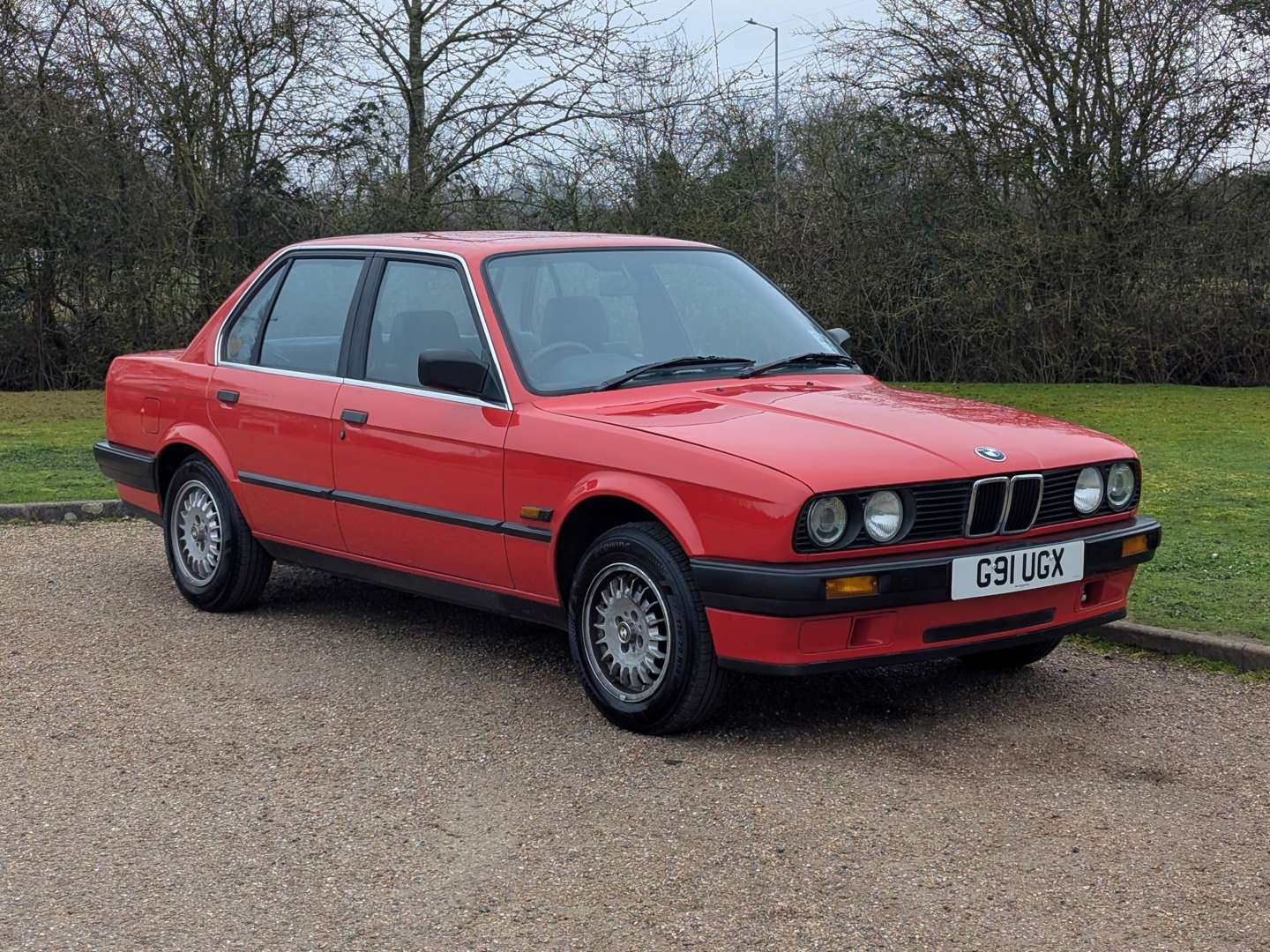 <p>1990 BMW 316I E30</p>