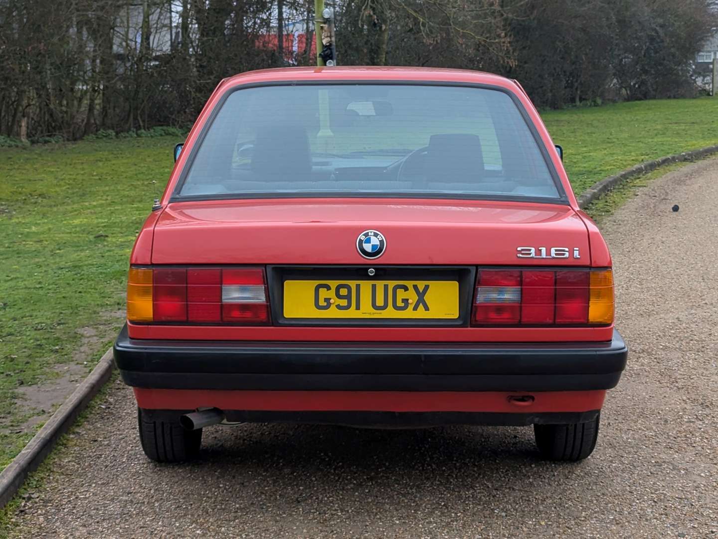 <p>1990 BMW 316I E30</p>