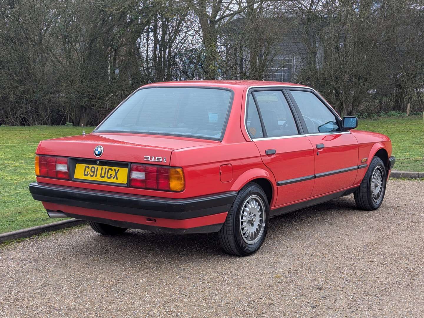 <p>1990 BMW 316I E30</p>