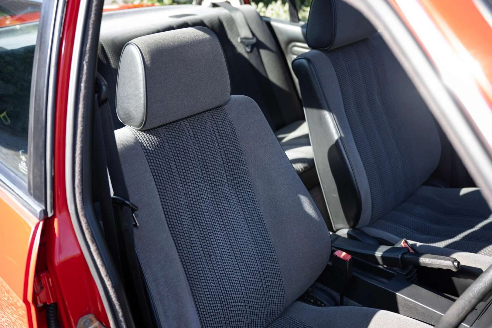 <p>1990 BMW 316I E30</p>