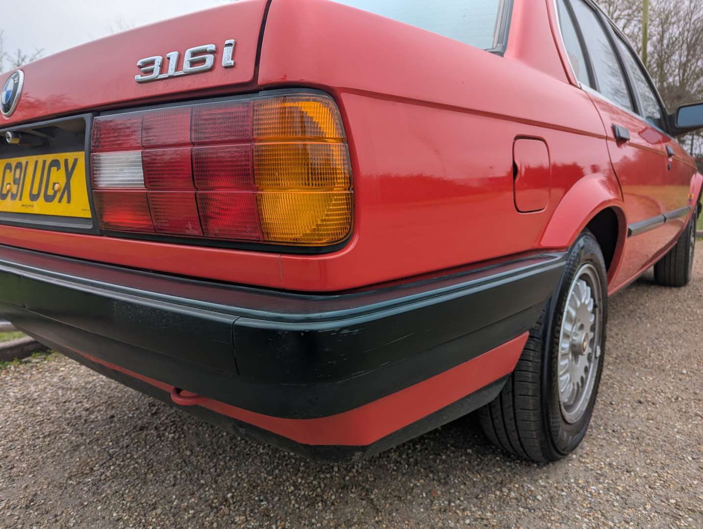<p>1990 BMW 316I E30</p>