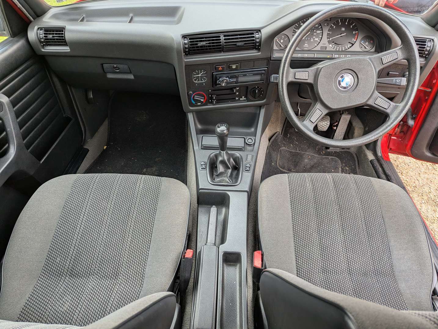 <p>1990 BMW 316I E30</p>