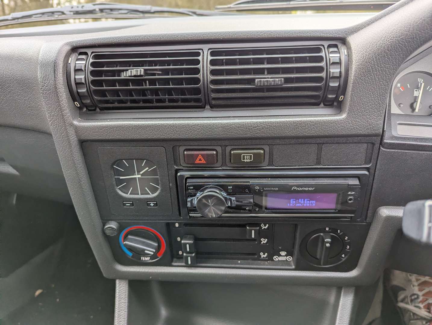 <p>1990 BMW 316I E30</p>