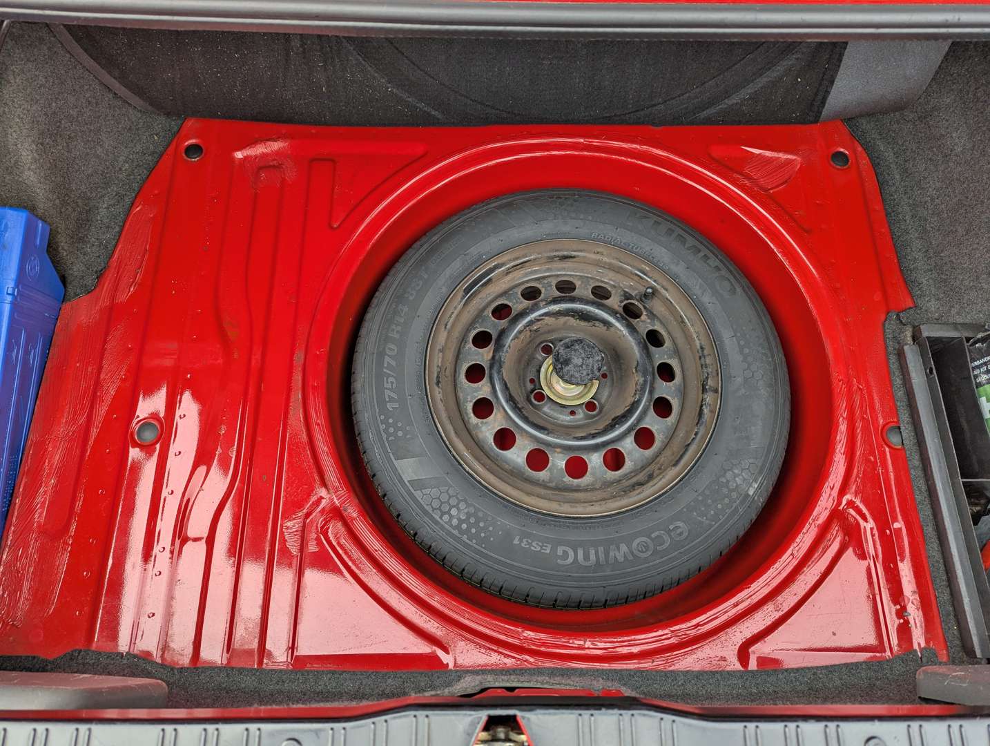 <p>1990 BMW 316I E30</p>