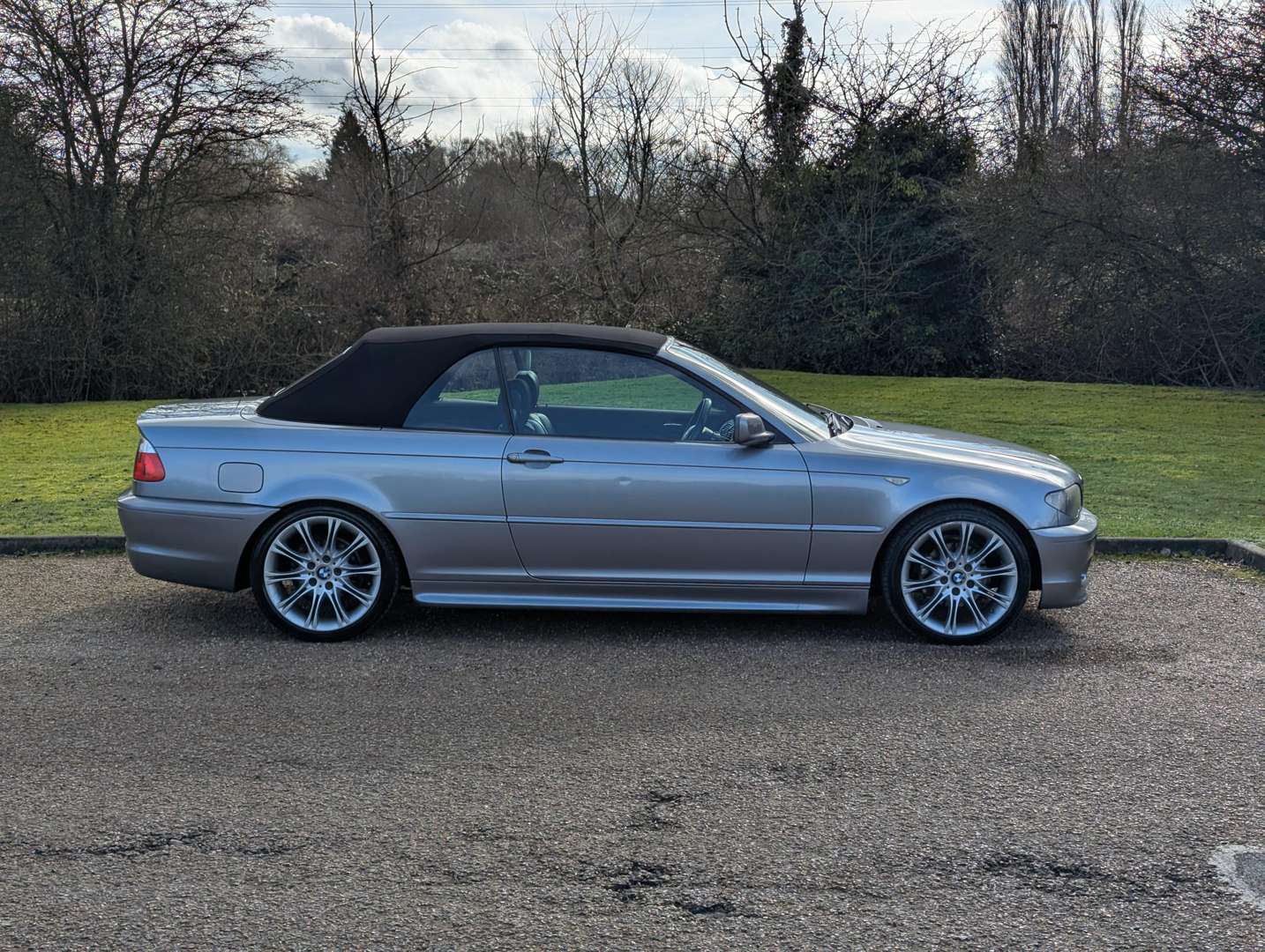 <p>2004 BMW 318I E46 CONVERTIBLE AUTO</p>