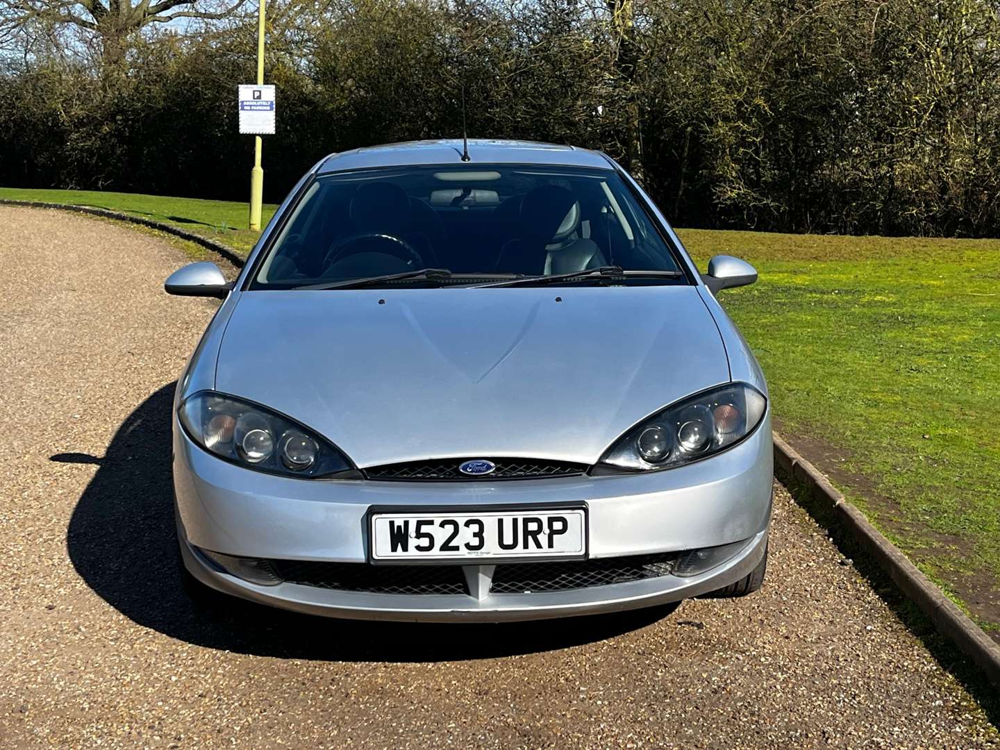 <p>2000 FORD COUGAR 2.5 V6 VX</p>