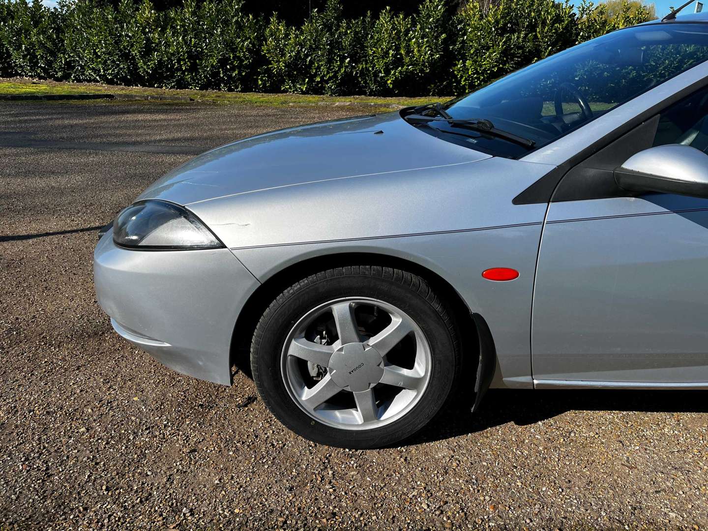 <p>2000 FORD COUGAR 2.5 V6 VX</p>