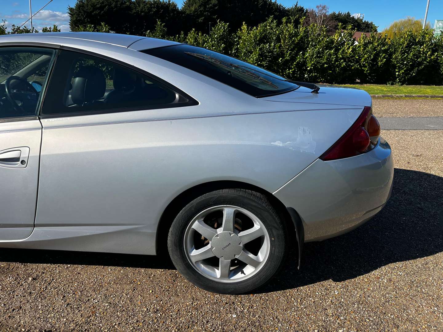 <p>2000 FORD COUGAR 2.5 V6 VX</p>