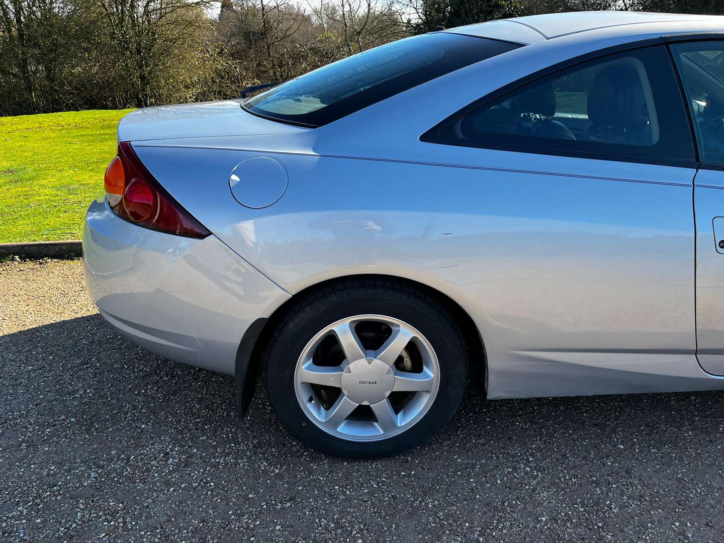 <p>2000 FORD COUGAR 2.5 V6 VX</p>