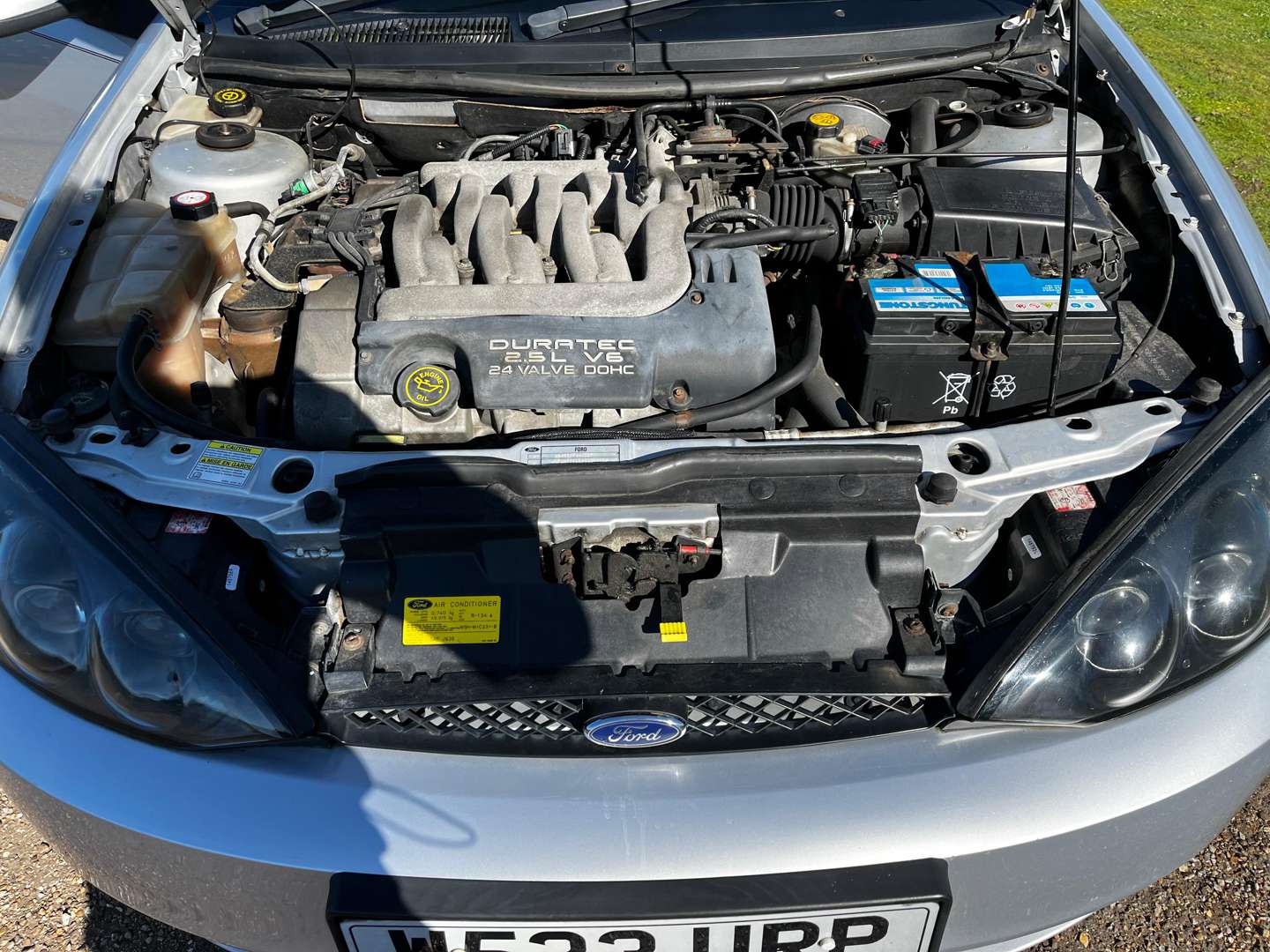 <p>2000 FORD COUGAR 2.5 V6 VX</p>