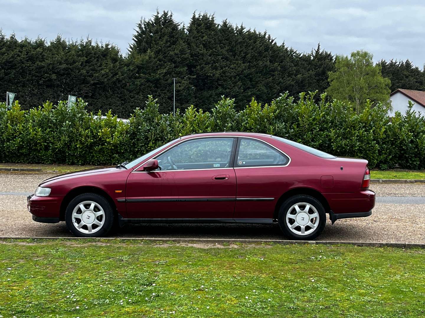 <p>1995 HONDA ACCORD ES COUPE</p>