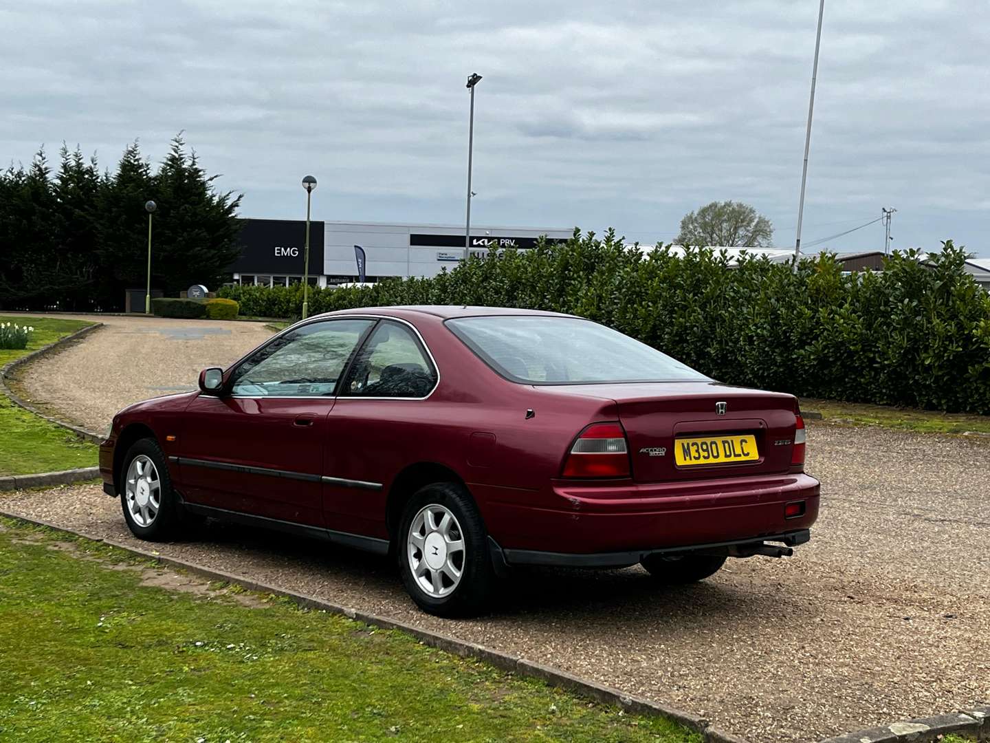 <p>1995 HONDA ACCORD ES COUPE</p>