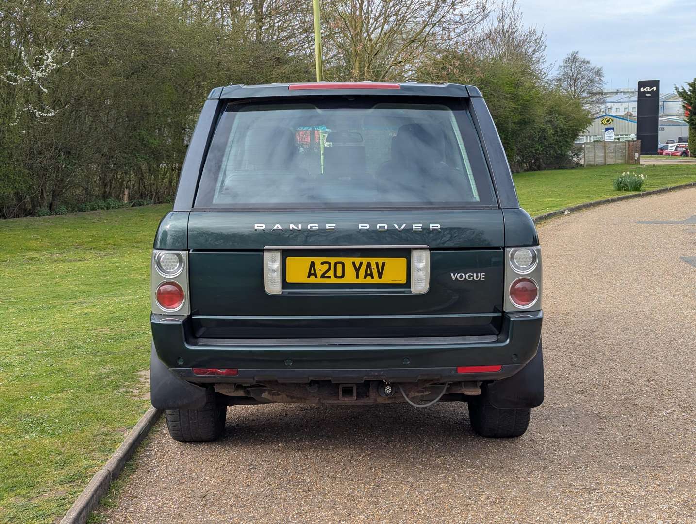 <p>2004 RANGE ROVER VOGUE V8 AUTO</p>
