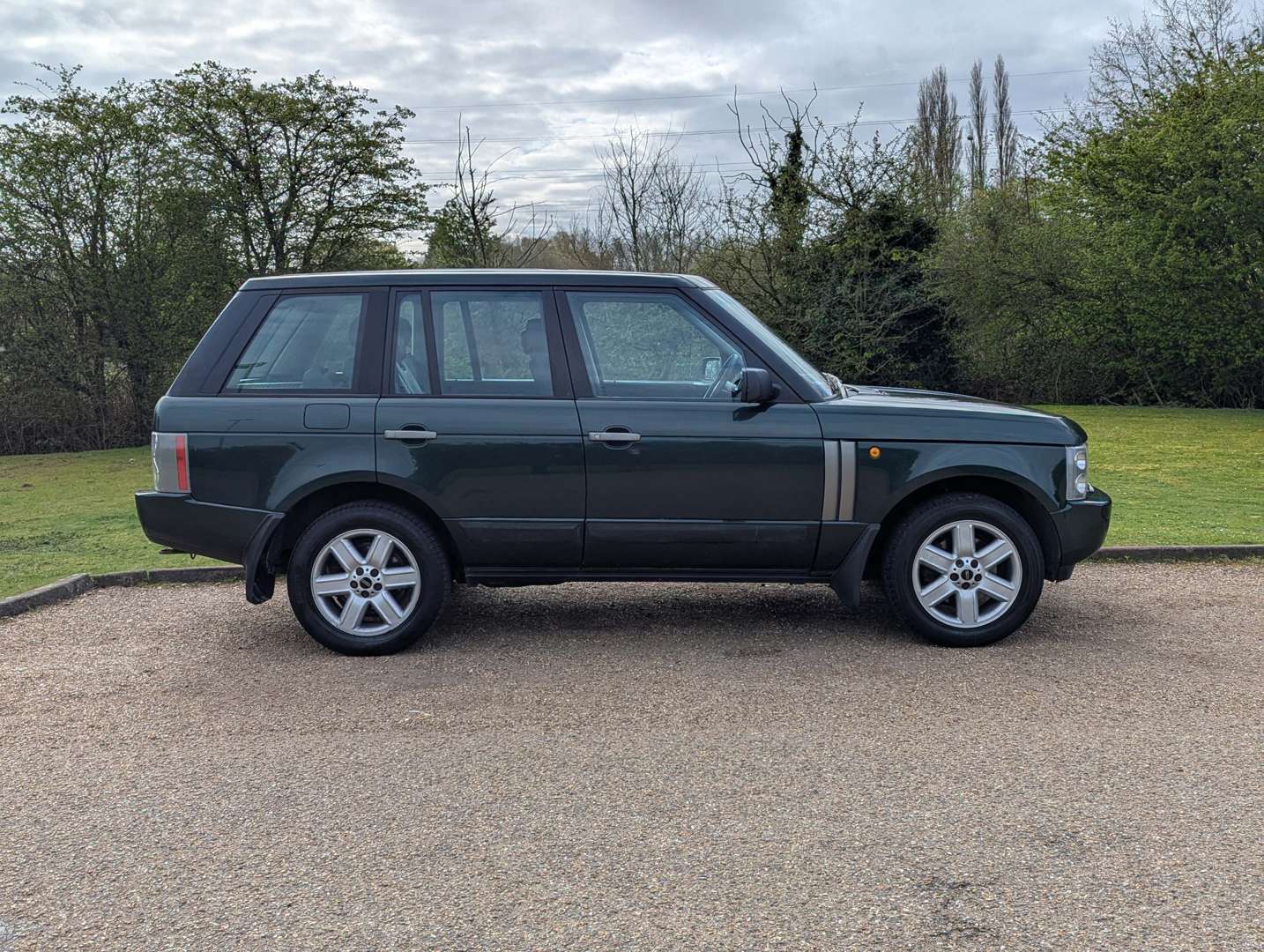 <p>2004 RANGE ROVER VOGUE V8 AUTO</p>