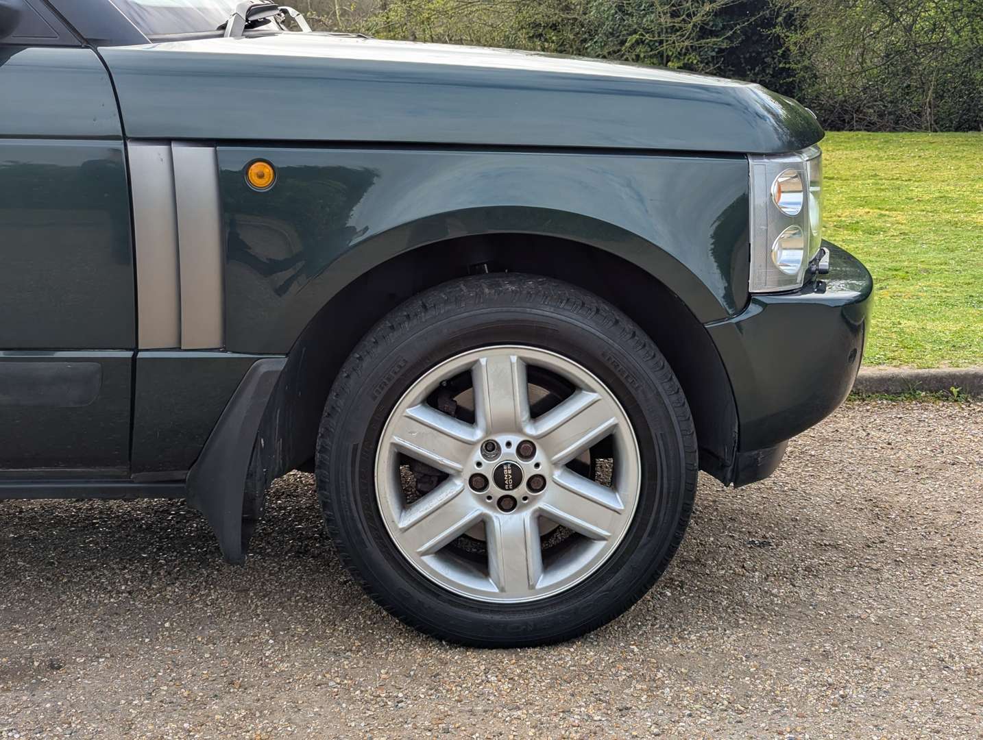 <p>2004 RANGE ROVER VOGUE V8 AUTO</p>