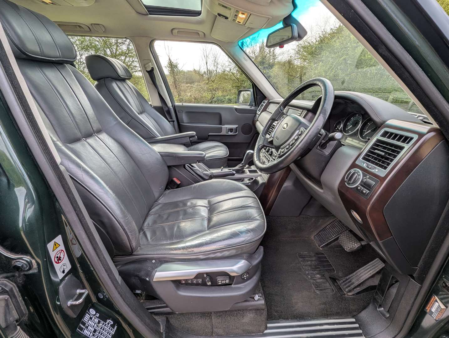 <p>2004 RANGE ROVER VOGUE V8 AUTO</p>