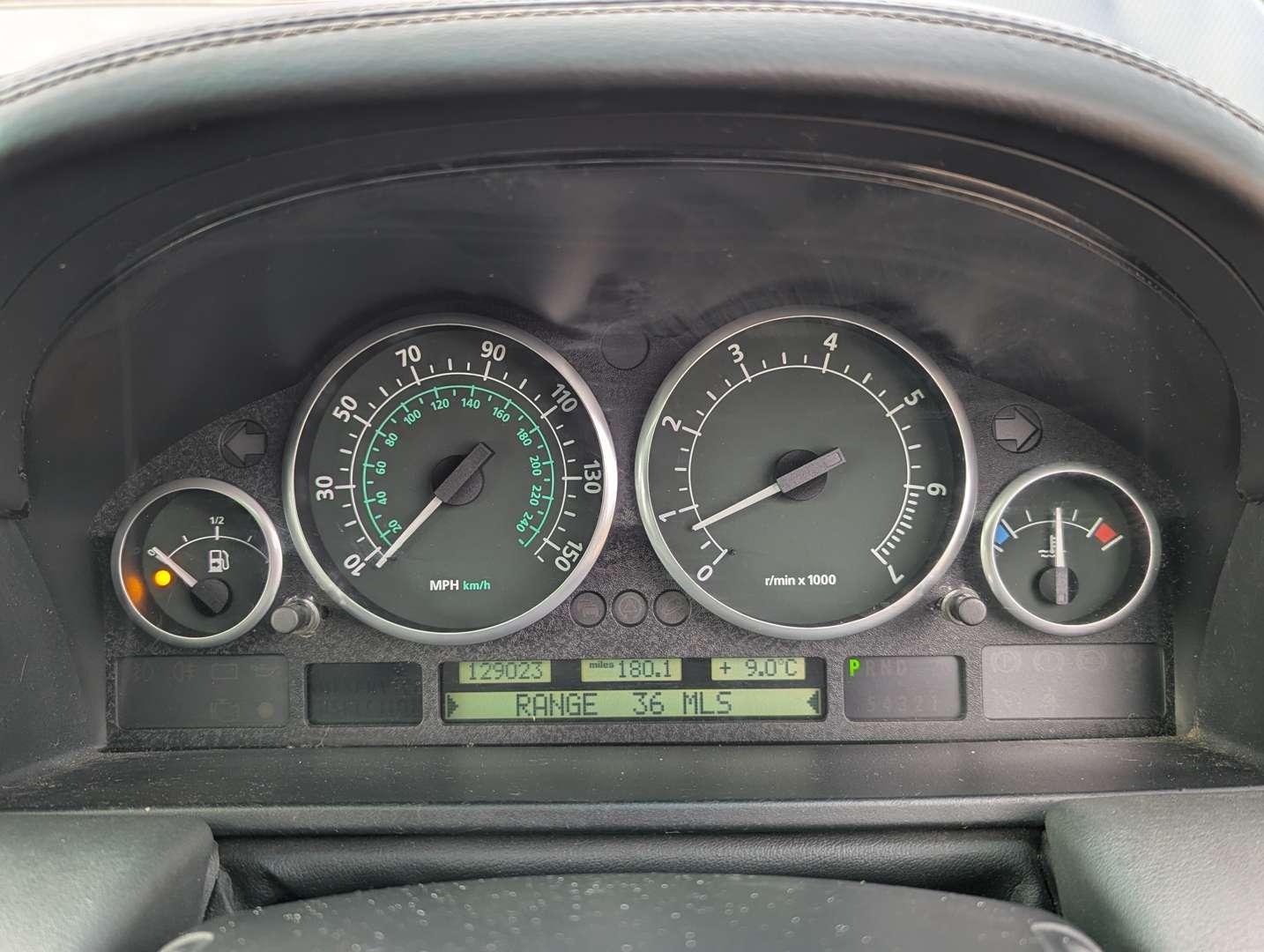 <p>2004 RANGE ROVER VOGUE V8 AUTO</p>