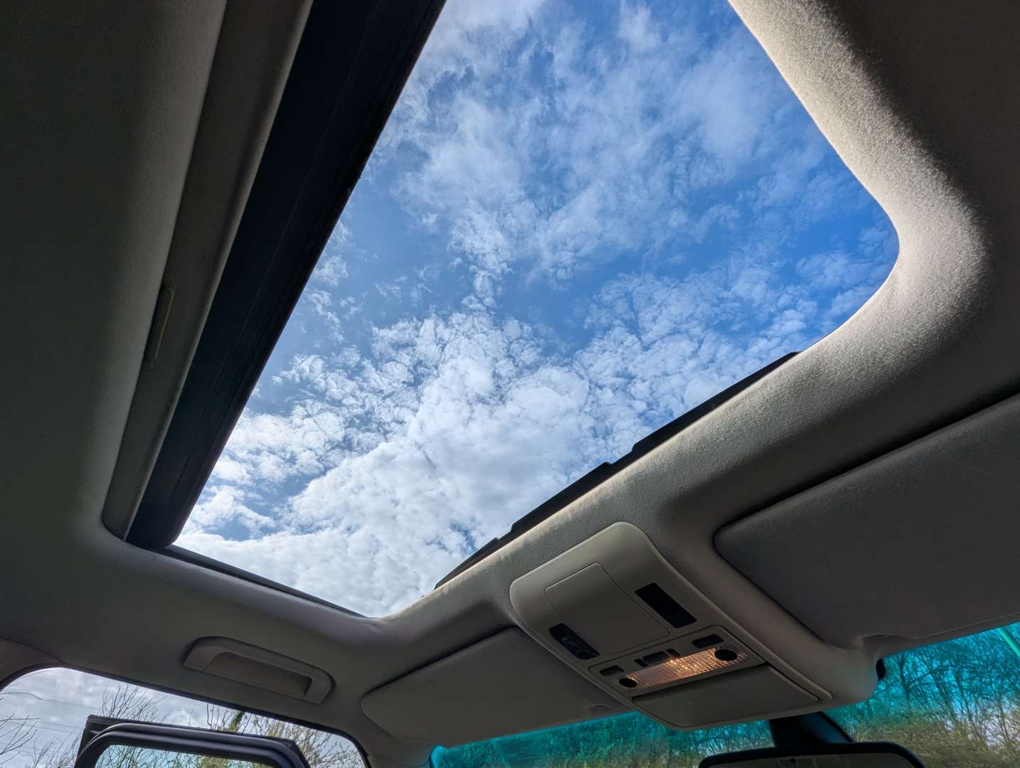 <p>2004 RANGE ROVER VOGUE V8 AUTO</p>