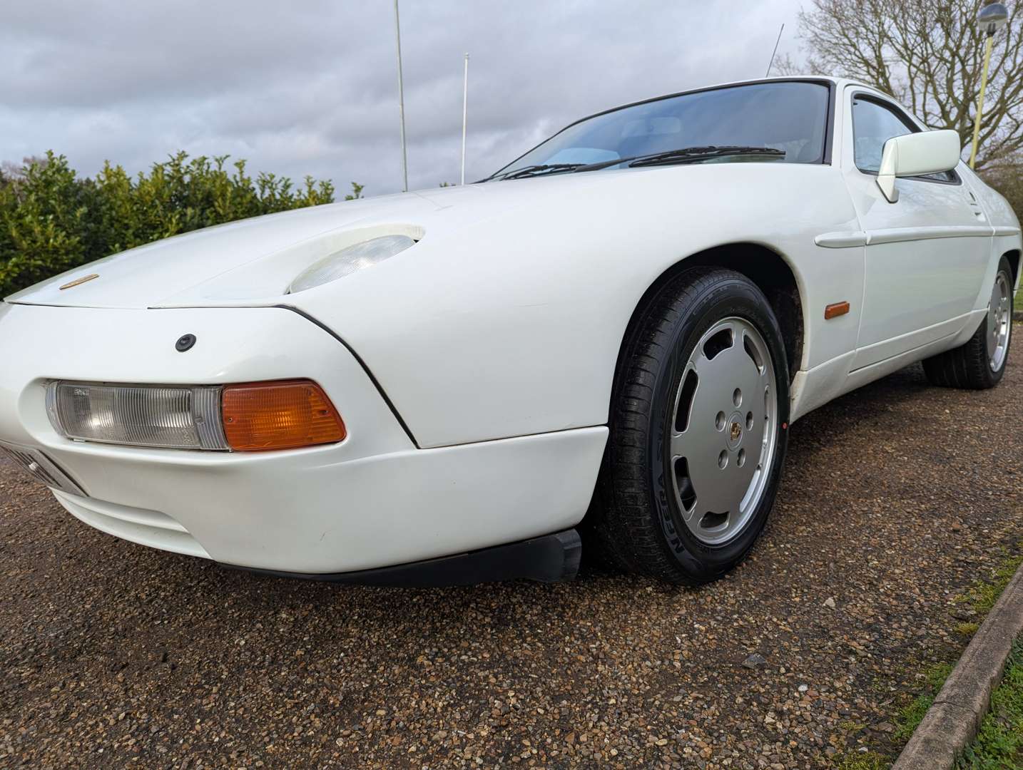 <p>1989 PORSCHE 928 S4 AUTO</p>