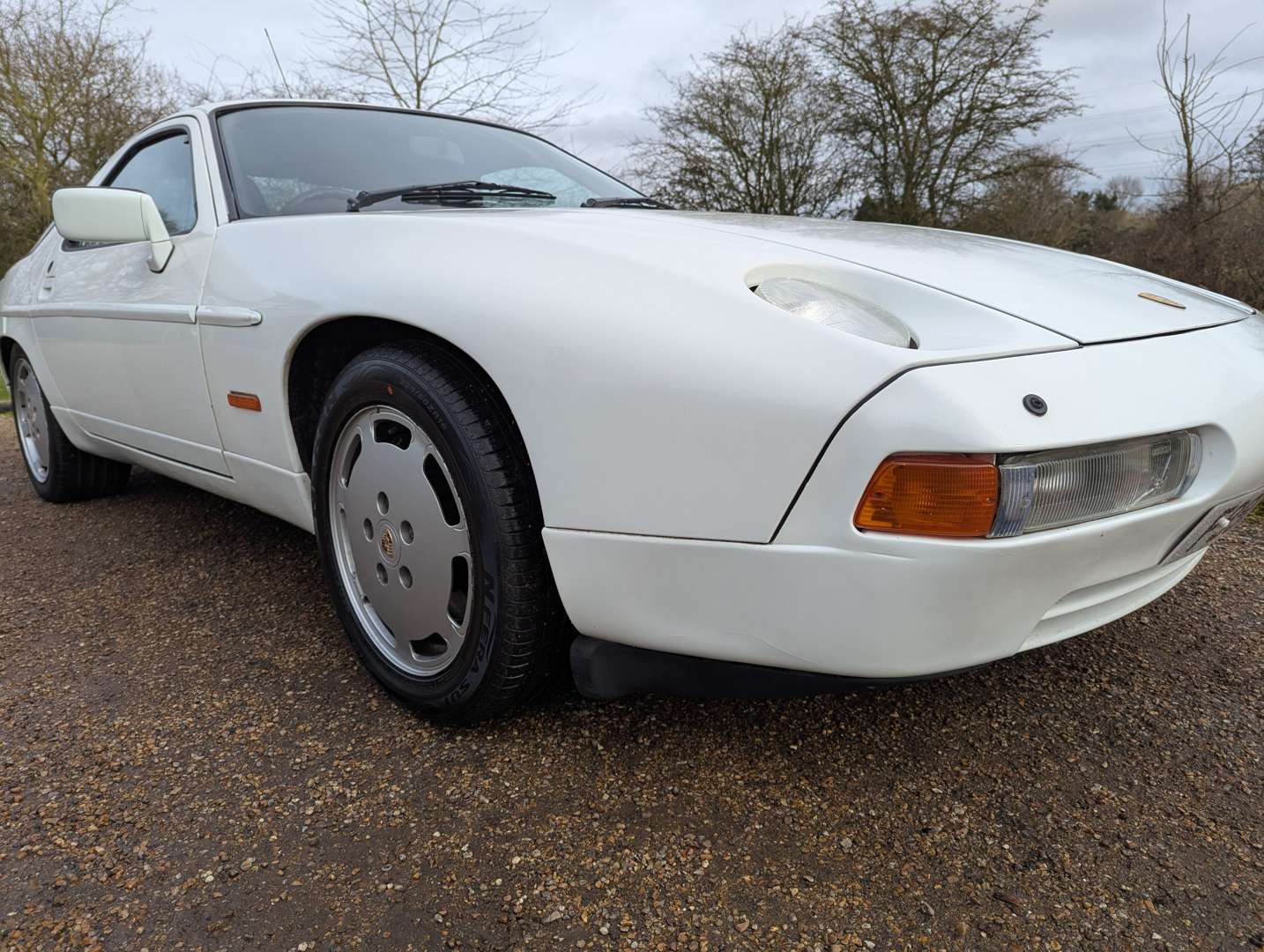 <p>1989 PORSCHE 928 S4 AUTO</p>