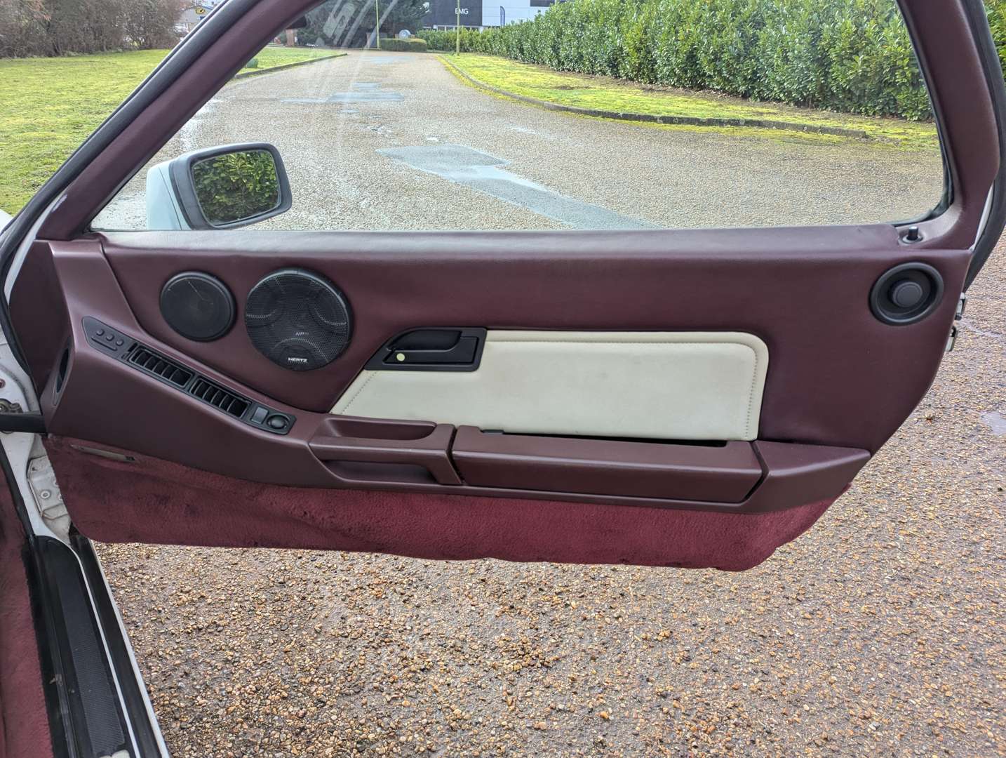 <p>1989 PORSCHE 928 S4 AUTO</p>