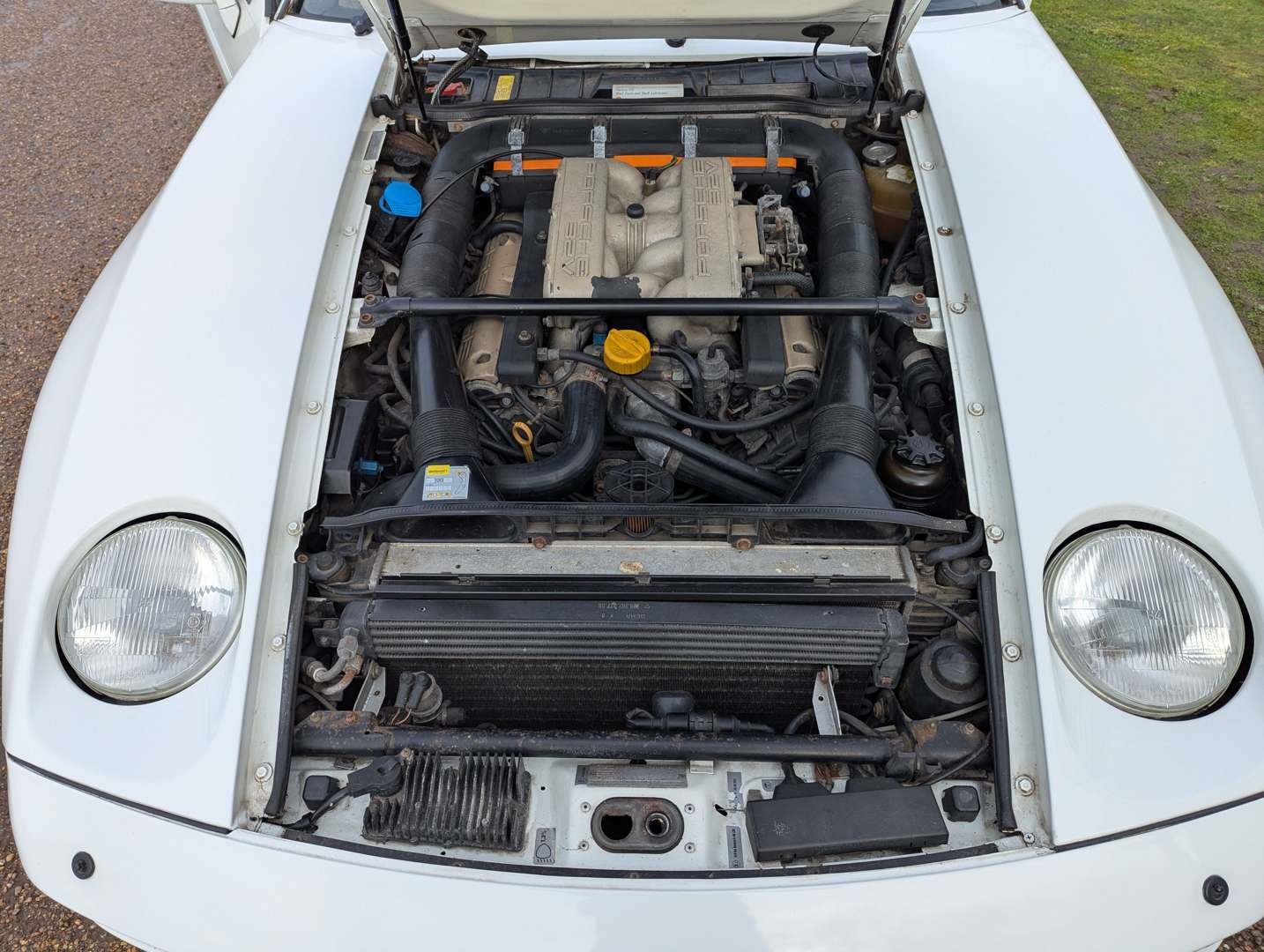 <p>1989 PORSCHE 928 S4 AUTO</p>