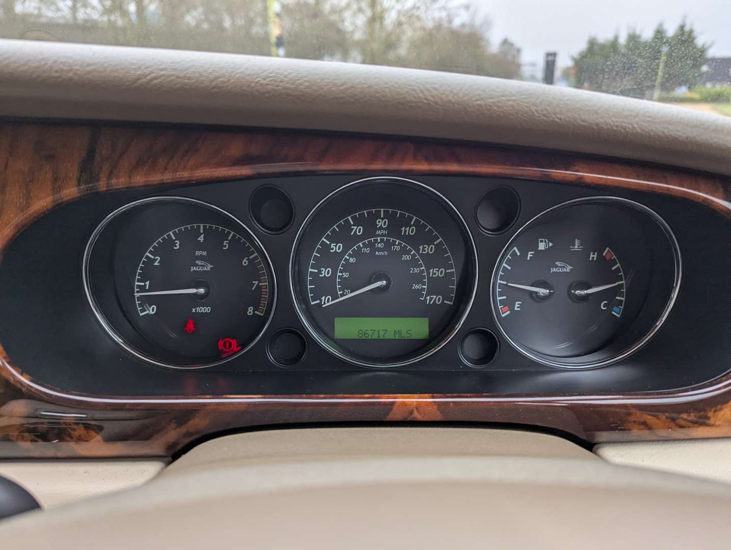 <p>2003 JAGUAR XJ8 V8 SE AUTO</p>