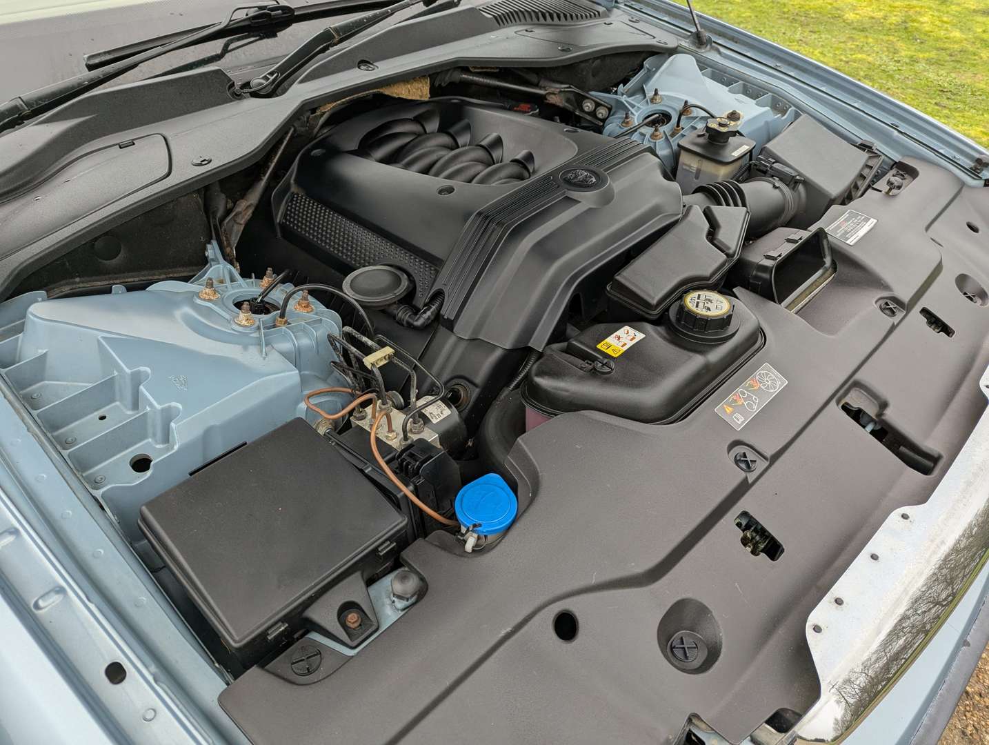 <p>2003 JAGUAR XJ8 V8 SE AUTO</p>