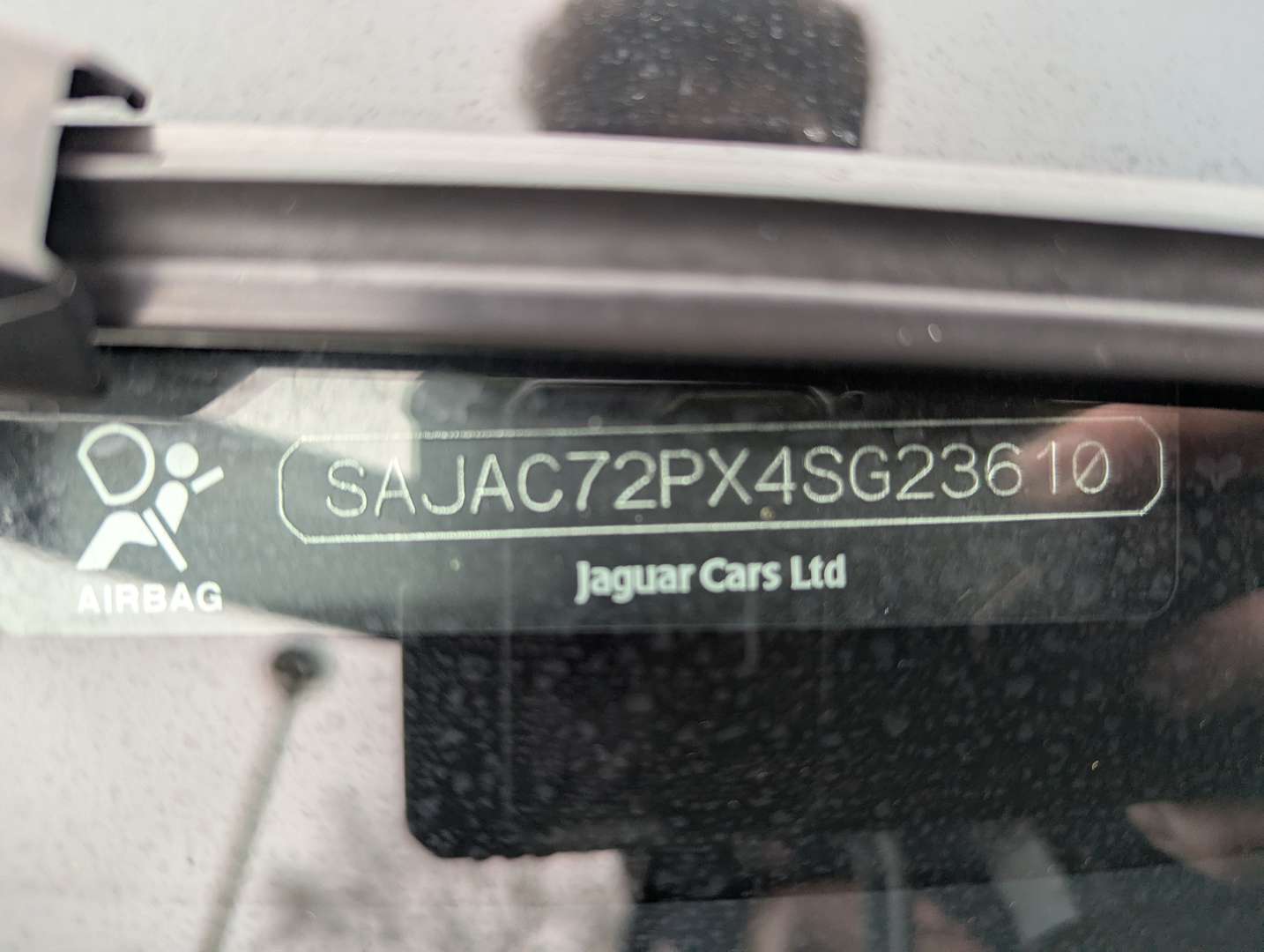 <p>2003 JAGUAR XJ8 V8 SE AUTO</p>