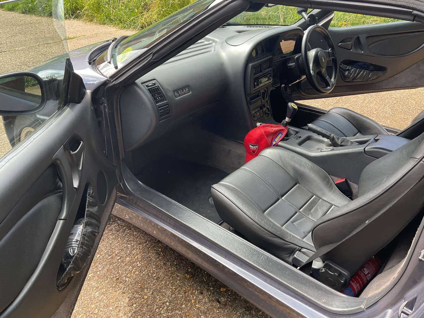 <p>1991 LOTUS ELAN SE TURBO</p>