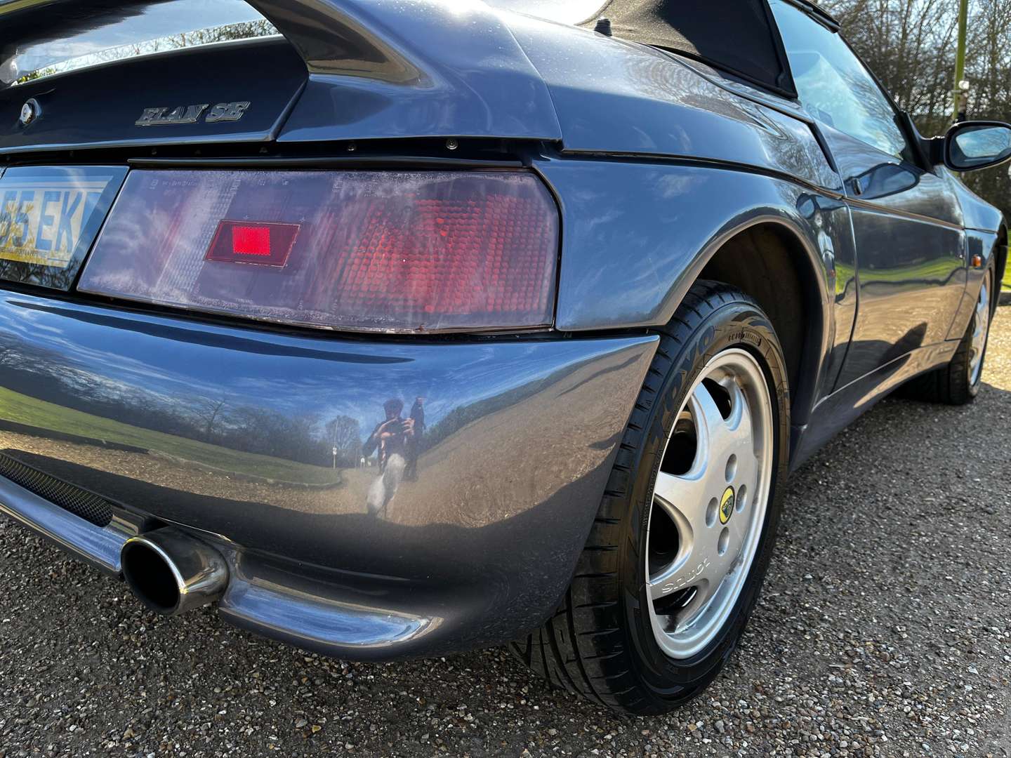 <p>1991 LOTUS ELAN SE TURBO</p>