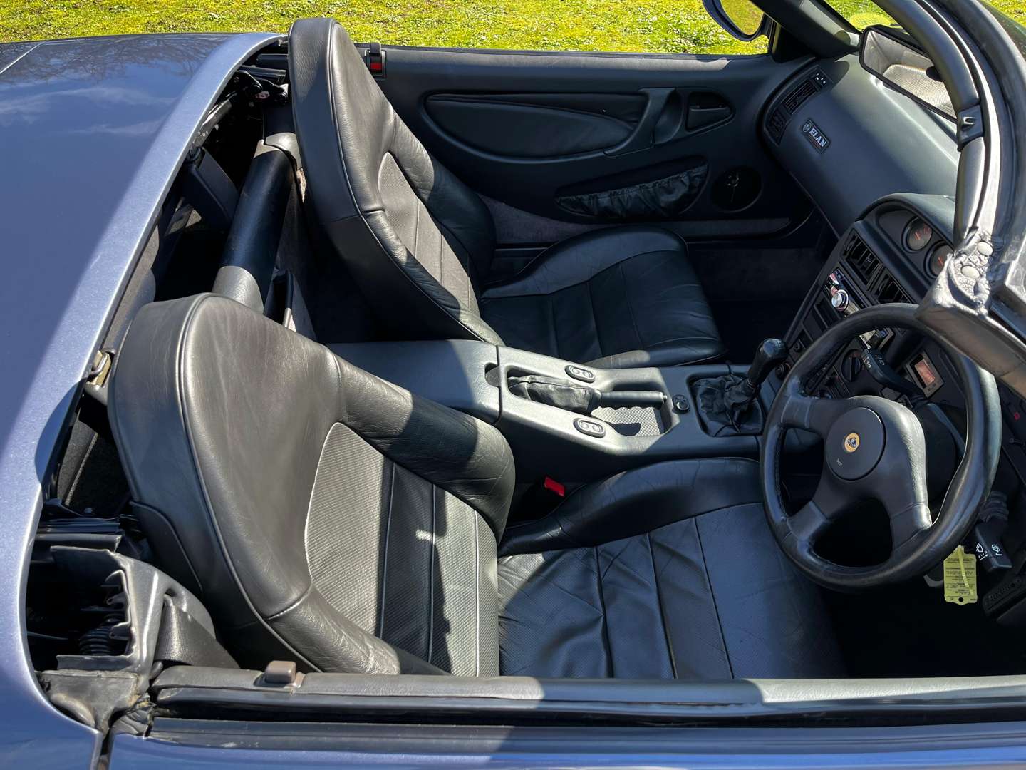 <p>1991 LOTUS ELAN SE TURBO</p>