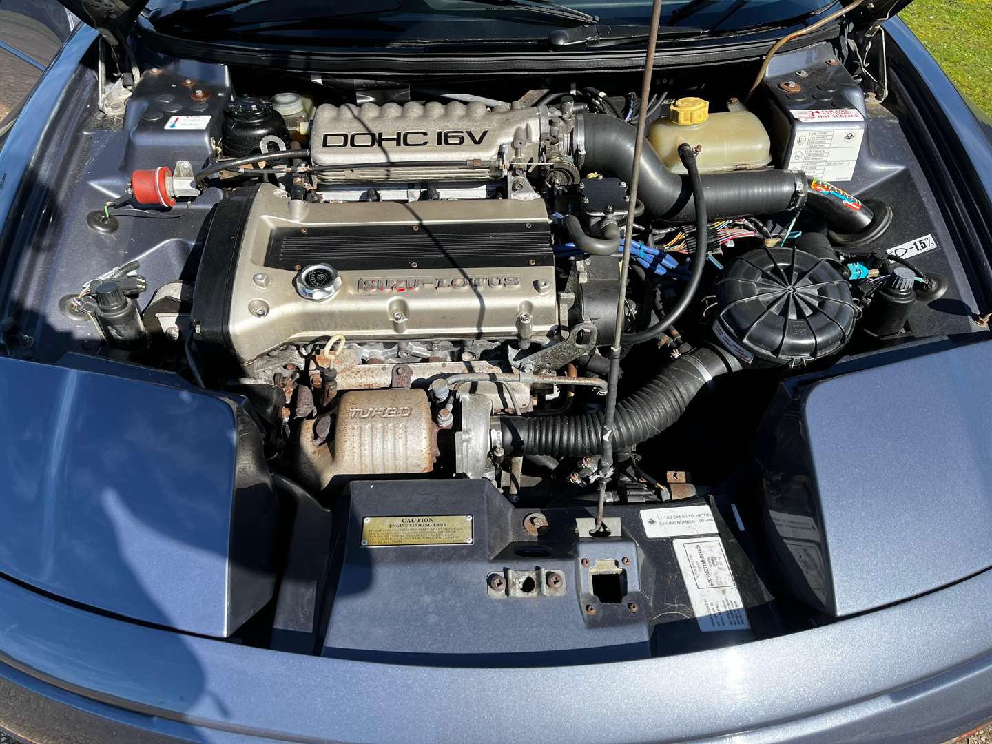 <p>1991 LOTUS ELAN SE TURBO</p>