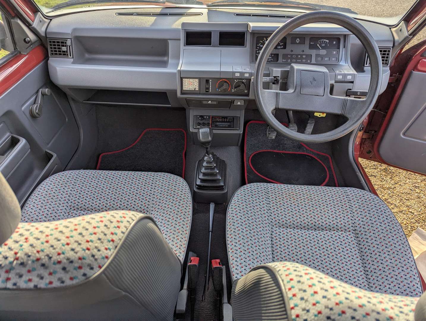 <p>1990 RENAULT 5 TR</p>